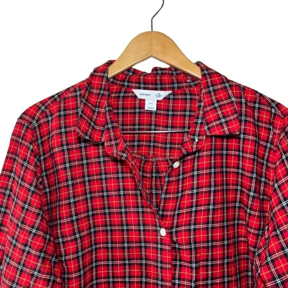 Old Navy The Classic Shirt Red Plaid Womens Plus XXL Long Sleeve Button Up Fall - Picture 3 of 4